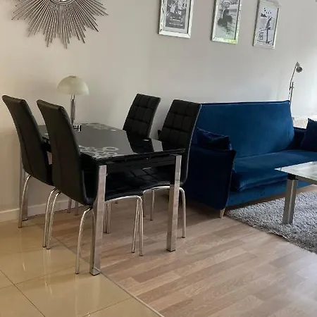 Apartament Na Zamknietym Osiedlu Z Prywatnym Parkingiem * Sopot